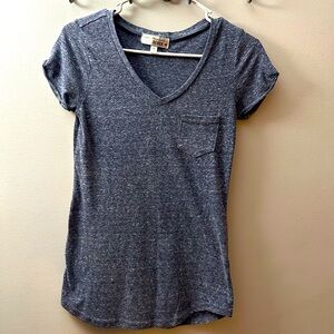 I’m in love with DEREK T-Shirt with pocket. Navy blue Size M
